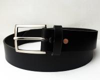 CPF15 - Ceinture cuir noir modèle "classique" avec boucle de ceinture finition canon de fusil satiné