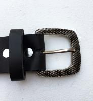 C22 - Ceinture cuir noir avec boucle de ceinture design finition nickel