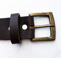 CPF12 - Ceinture cuir marron modèle "classique" avec boucle de ceinture bronze vintage