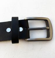 C08 - Ceinture cuir noir avec boucle de ceinture finition canon de fusil mat brossé