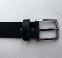 C15 - Ceinture cuir noir avec boucle de ceinture finition canon de fusil satiné