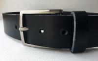 C15 - Ceinture cuir noir avec boucle de ceinture finition canon de fusil satin