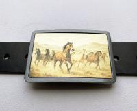 Boucle de ceinture Chevaux mustang en liberté  