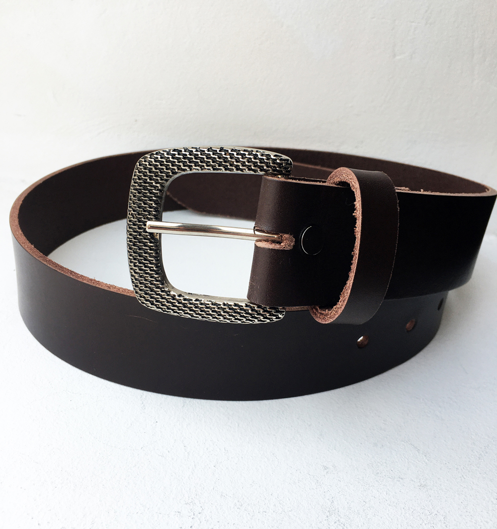 CPF22B - Ceinture cuir marron modèle "classique"avec boucle de ceinture design finition nickel