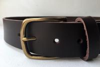 CPF14B - Ceinture cuir marron modle "classique" avec boucle de ceinture finition laiton massif