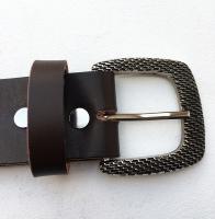 C22B - Ceinture cuir marron avec boucle de ceinture design finition nickel
