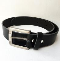 CPF10 - Ceinture cuir noir modèle "classique" avec boucle de ceinture finition canon de fusil satiné