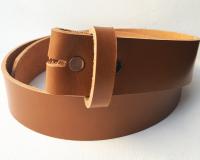 C03 - Ceinture camel en cuir Pleine Fleur pour boucles de ceinture - Made in France .